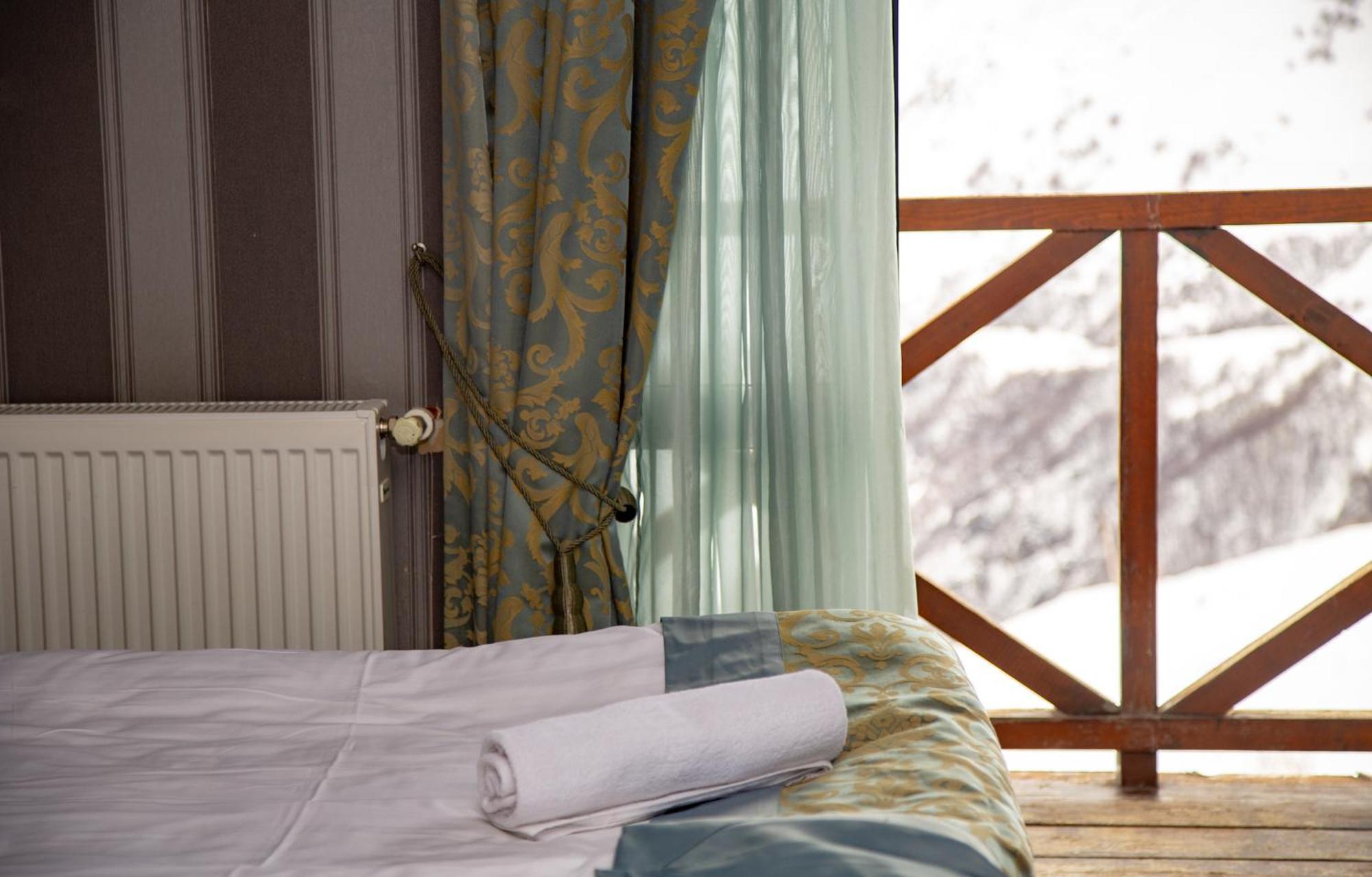 Edelweiss Hotel Gudauri Esterno foto